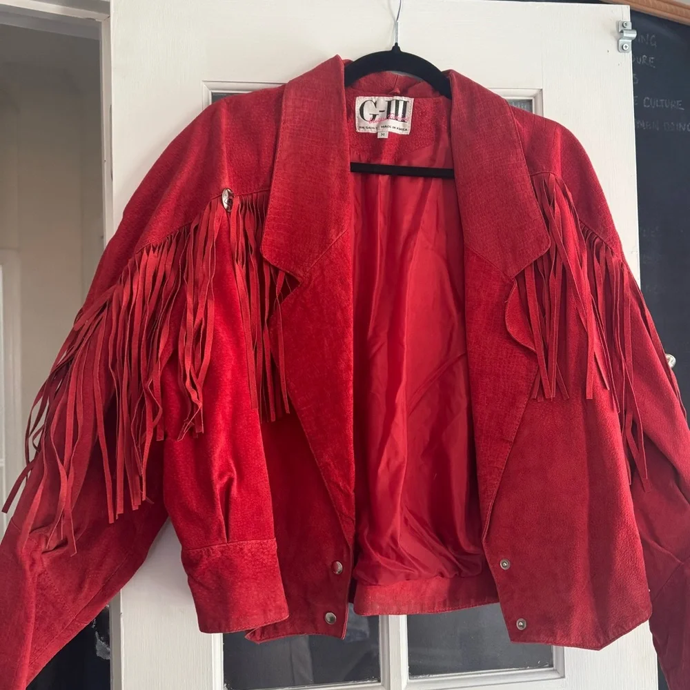Moving Sale! Everything $30! Vintage Red Fringe Jacket sz M - Picture 2 of 8
